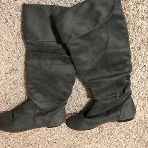 TALL BOOTS GREY KNEE SUEDE BOOTS